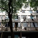 Omar do Rio - SL 814 Moderno Quarto e Sala, Internet 35mbps e Smart TV, a 5 minutos das praias de Ipanema, Arpoador e Copacabana a 100 metros do Metrô